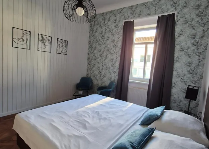 Center Flat 160m2 * Любляна