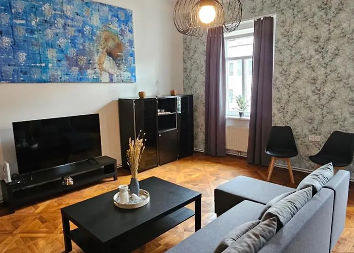 Center Flat 160m2 * Любляна