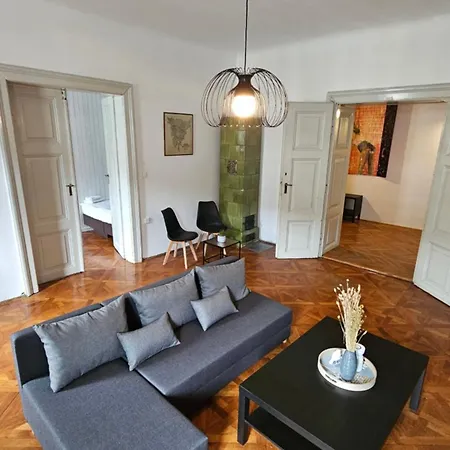 Center Flat 160m2 شقة ليوبليانا