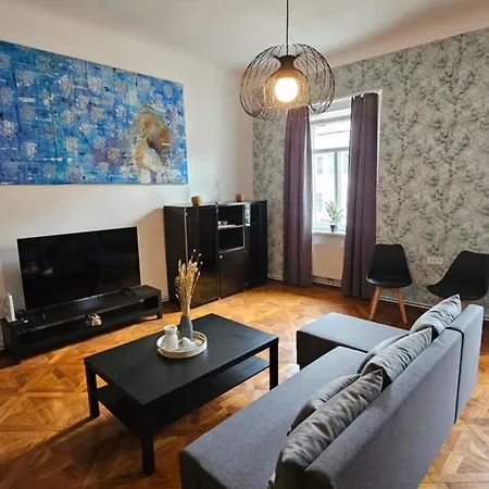 Center Flat 160m2 * Любляна
