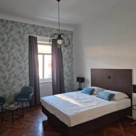Center Flat 160m2 * לובליאנה